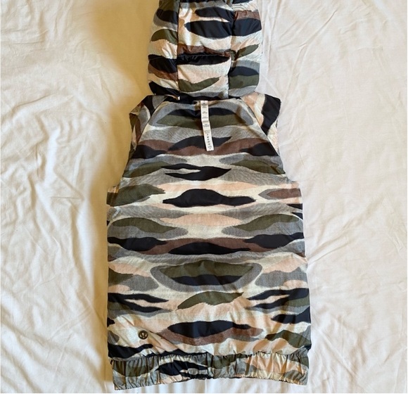 The Fluffiest Vest - Picture 14 of 14